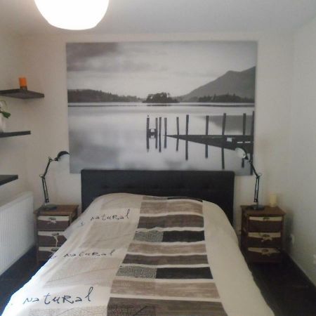 Les Tresors De Lizzie Hotel Coutras Exterior photo